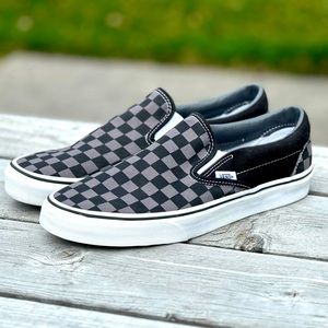 Vans classic slip on checkerboard charcoal gray black, size men’s 9 women’s 10.5